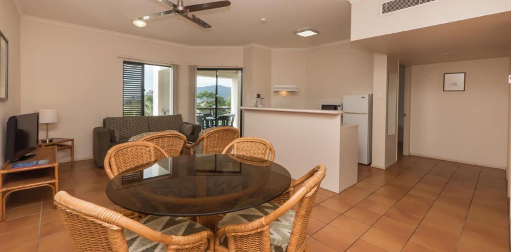 Tropic Towers Apartments Κερνς Εξωτερικό φωτογραφία