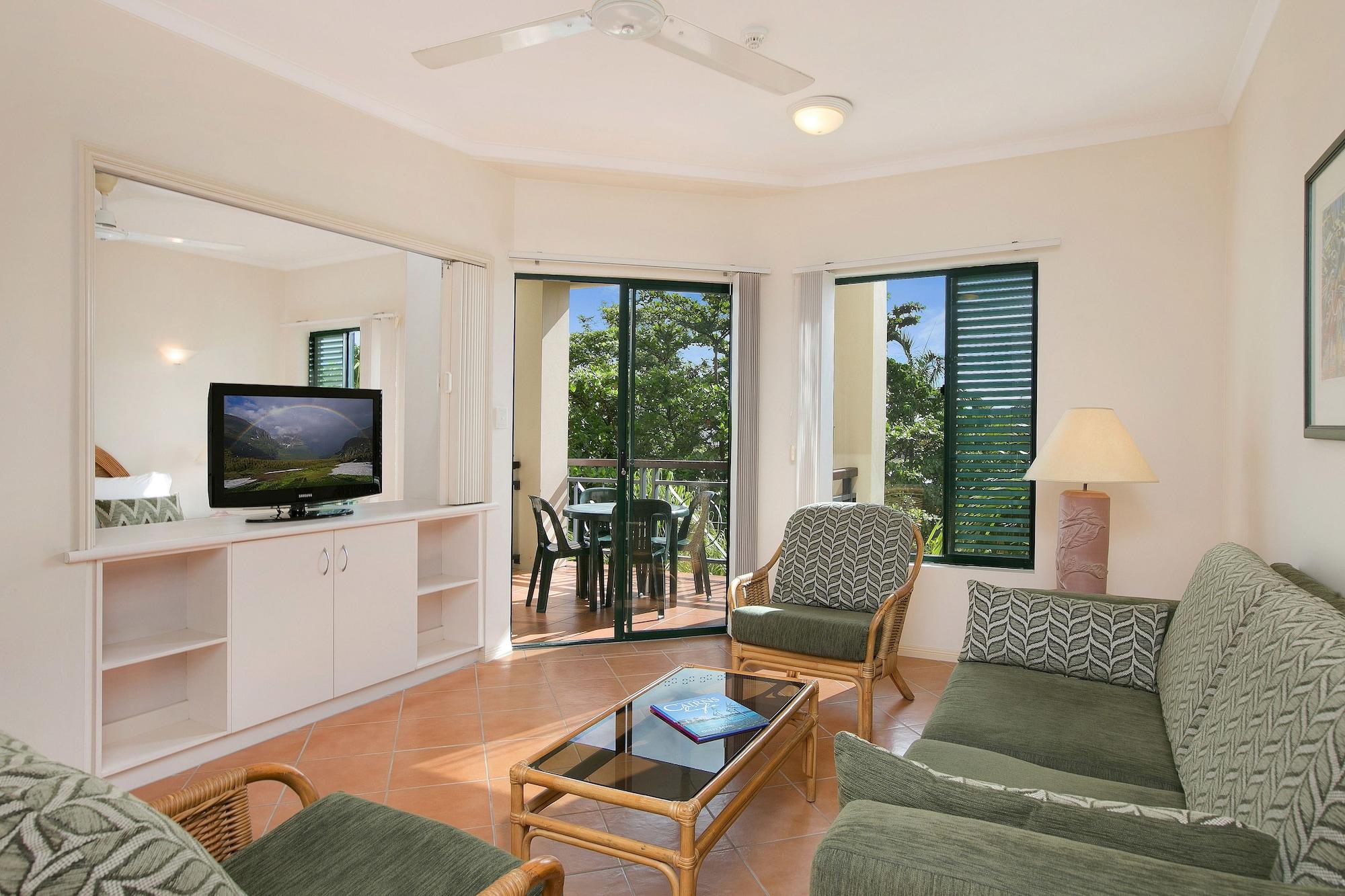 Tropic Towers Apartments Κερνς Εξωτερικό φωτογραφία