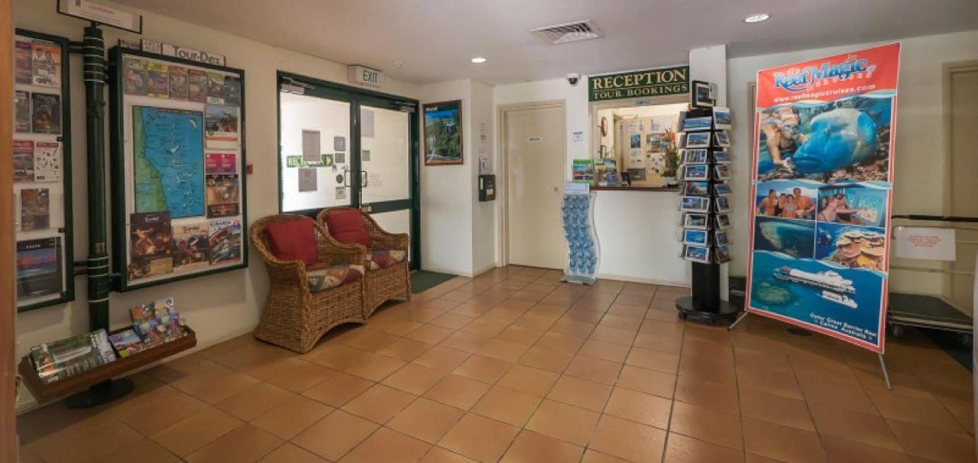 Tropic Towers Apartments Κερνς Εξωτερικό φωτογραφία